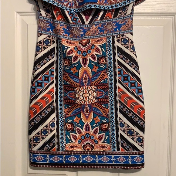 🥀DARAH DAHL DRESS SZ M🥀 - Picture 2 of 3